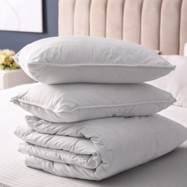 Hotel Laundry Bedding Folded And Stacked 600X600