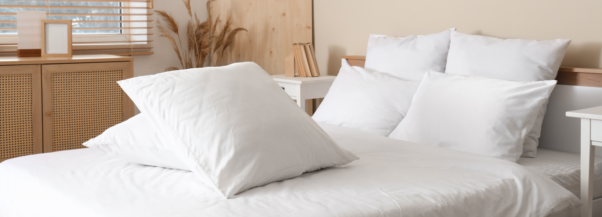 Pillows On A Bed 1920X650